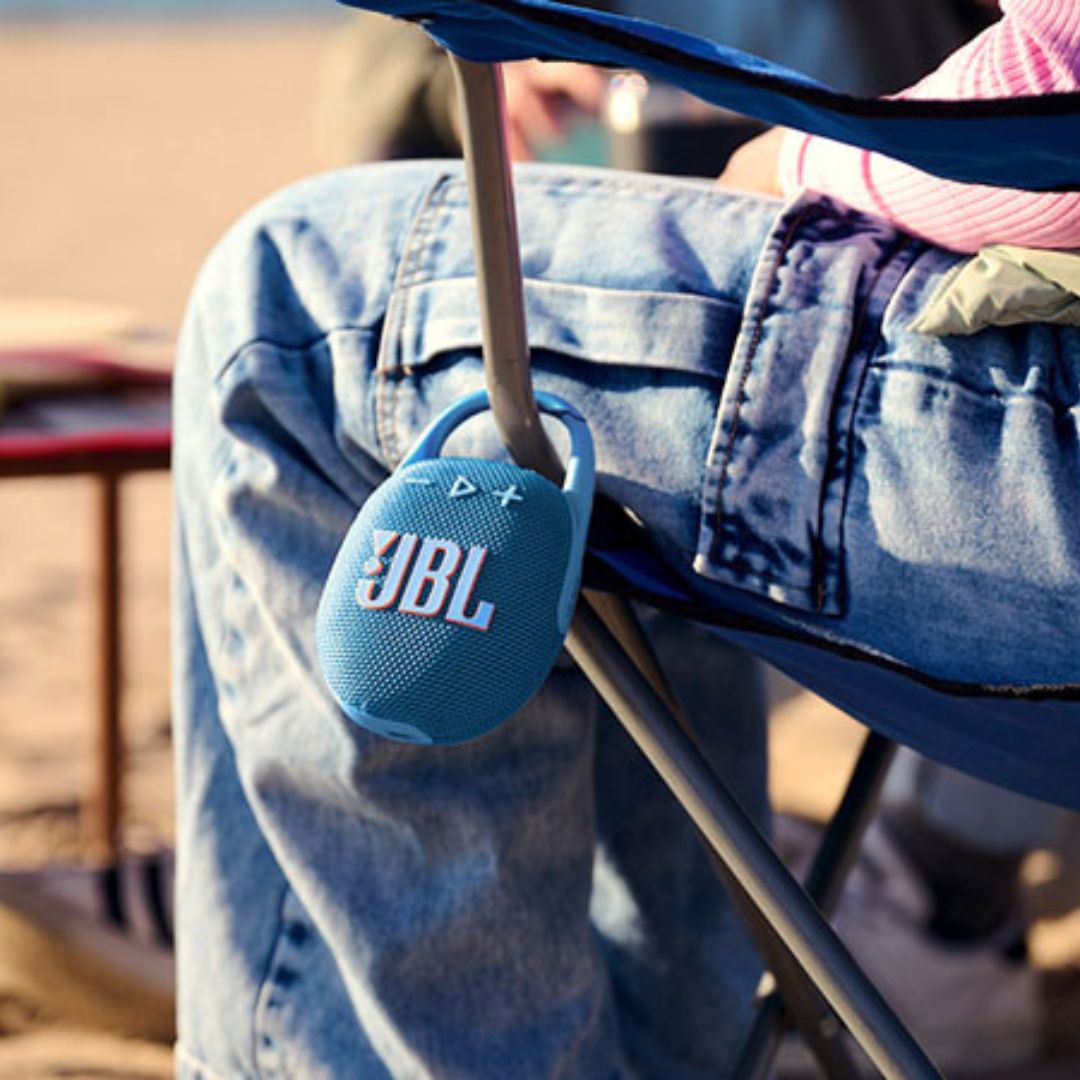 Parlante Original JBL Clip 5 Portátil Bluetooth Resistente Agua