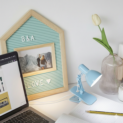 Lámpara LED Ajustable Con Pinza y Cuello Flexible USB 360°