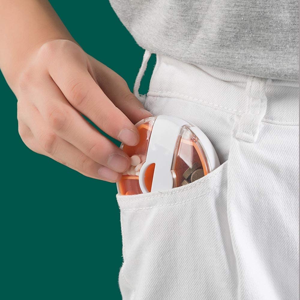 Pastillero con partidor y divisiones para medicamentos