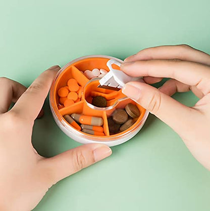 Pastillero con partidor y divisiones para medicamentos